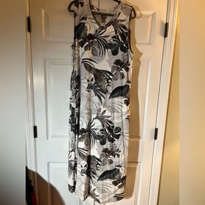 Chico's Monochrome Patterned Dress